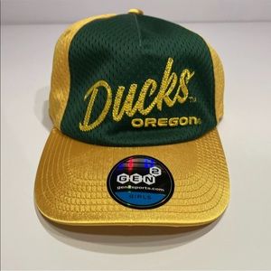 Oregon Ducks girls hat